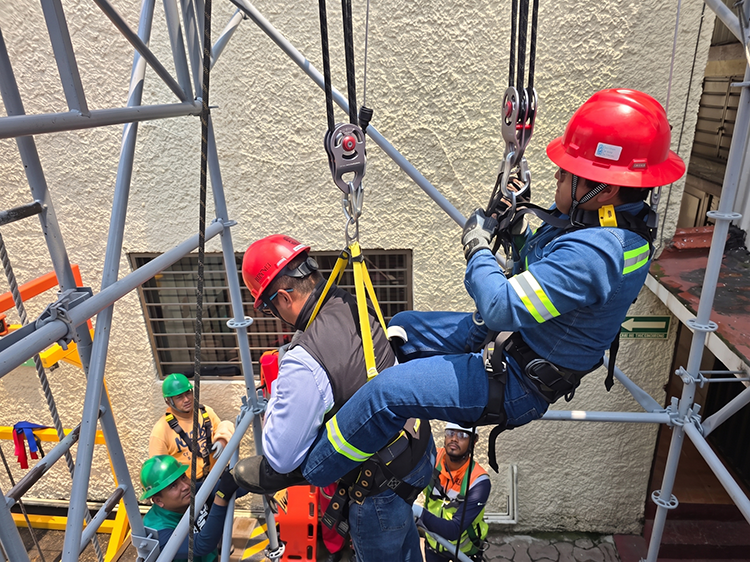 Curso avanzado trabajos en alturas